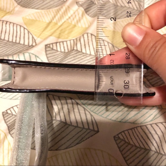 Kate Spade Wrislet ✨♠️ - Picture 7 of 7